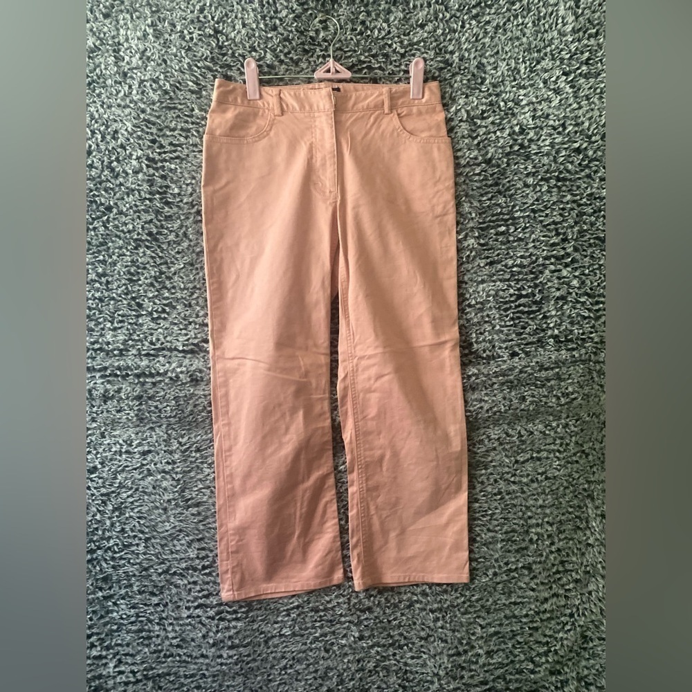 Ann Taylor Women’s light Salmon Capris Size 2Petite